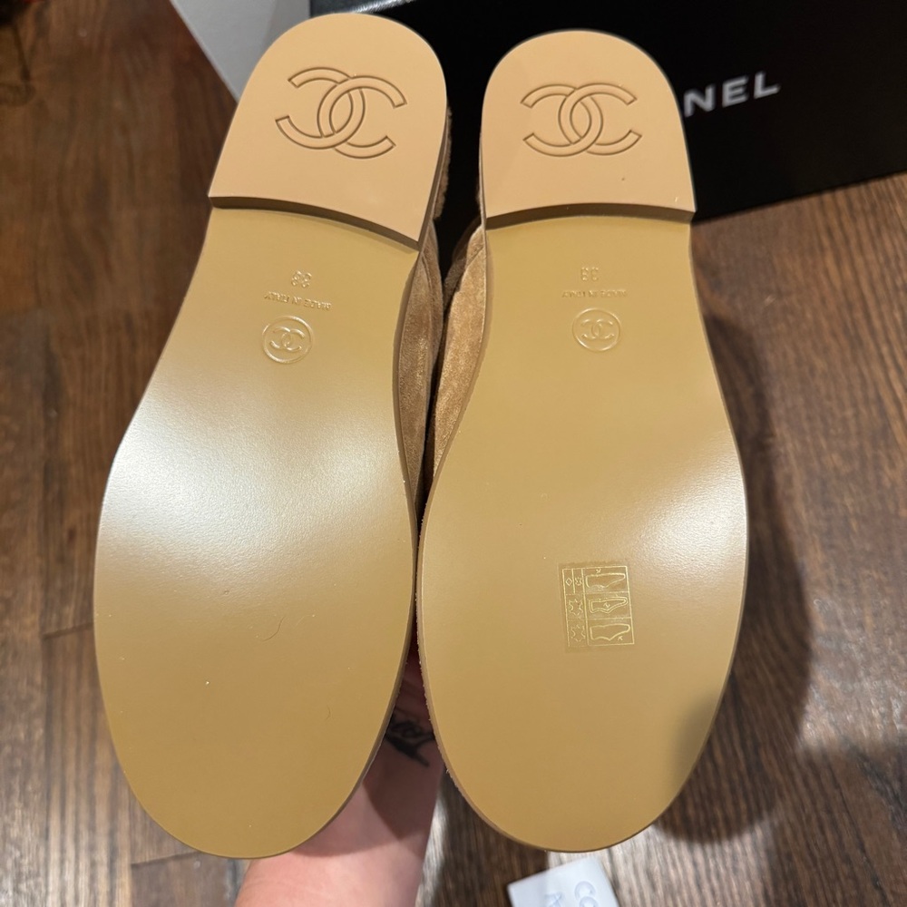 Chanel 25A Slingback Sherpa Loafers size 38 - Picture 3 of 6